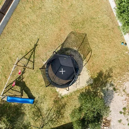 Wonderful House Bruno With Pool Zára