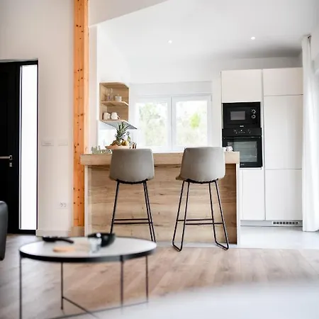 Wonderful House Bruno With Heated Pool Zadar