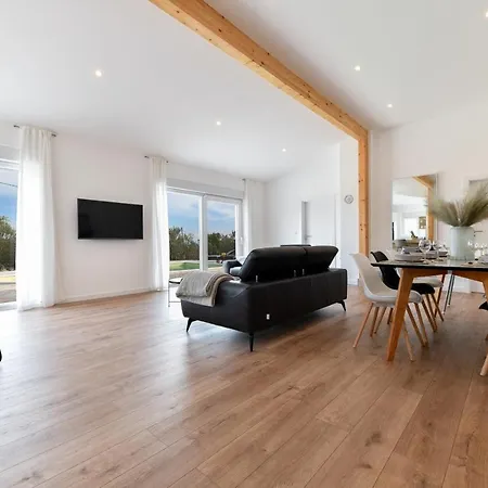 Wonderful House Bruno With Heated Pool *