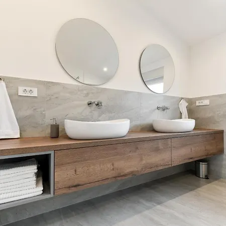 Villa Wonderful House Bruno With Heated Pool Zadar