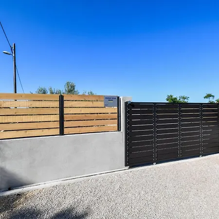 Wonderful House Bruno With Heated Pool * Zadar