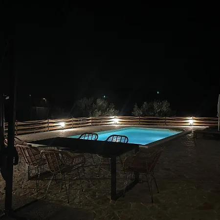 Wonderful House Bruno With Pool Vila