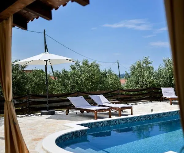 Wonderful House Bruno With Pool Villa *